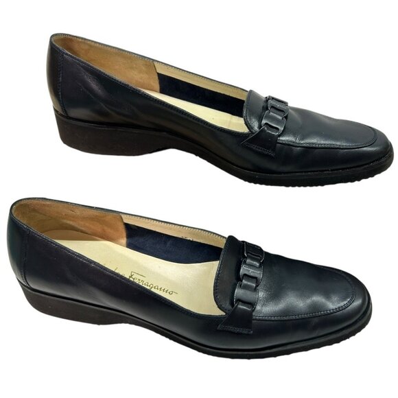 Salvatore Ferragamo Navy Leather Loafers w/ Ferragamo logo buckle Size 10 / 4A - Picture 2 of 10